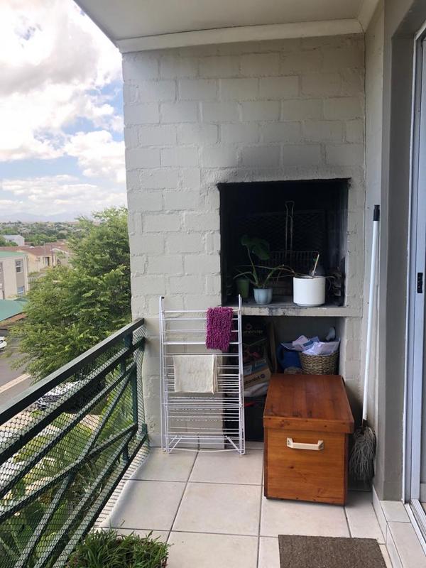 To Let 2 Bedroom Property for Rent in Vredekloof East Western Cape